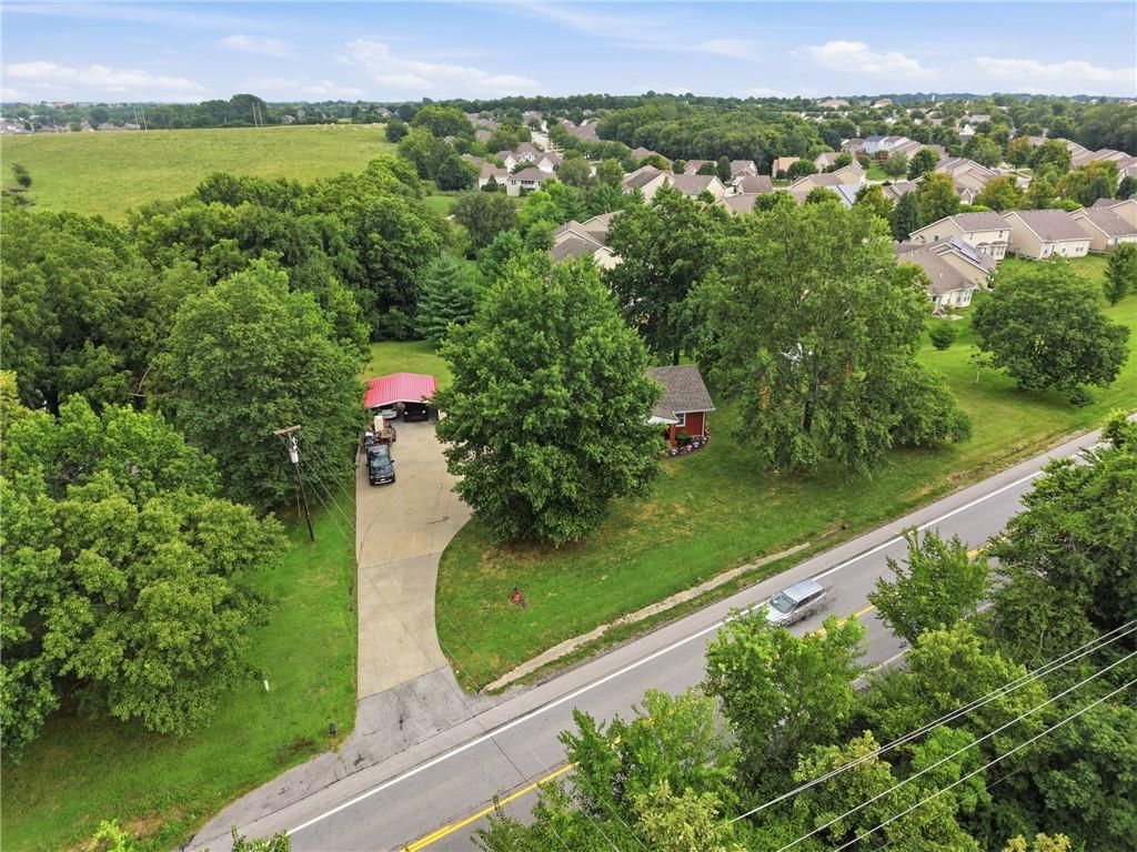 9404 NE Cookingham Drive — photo 39