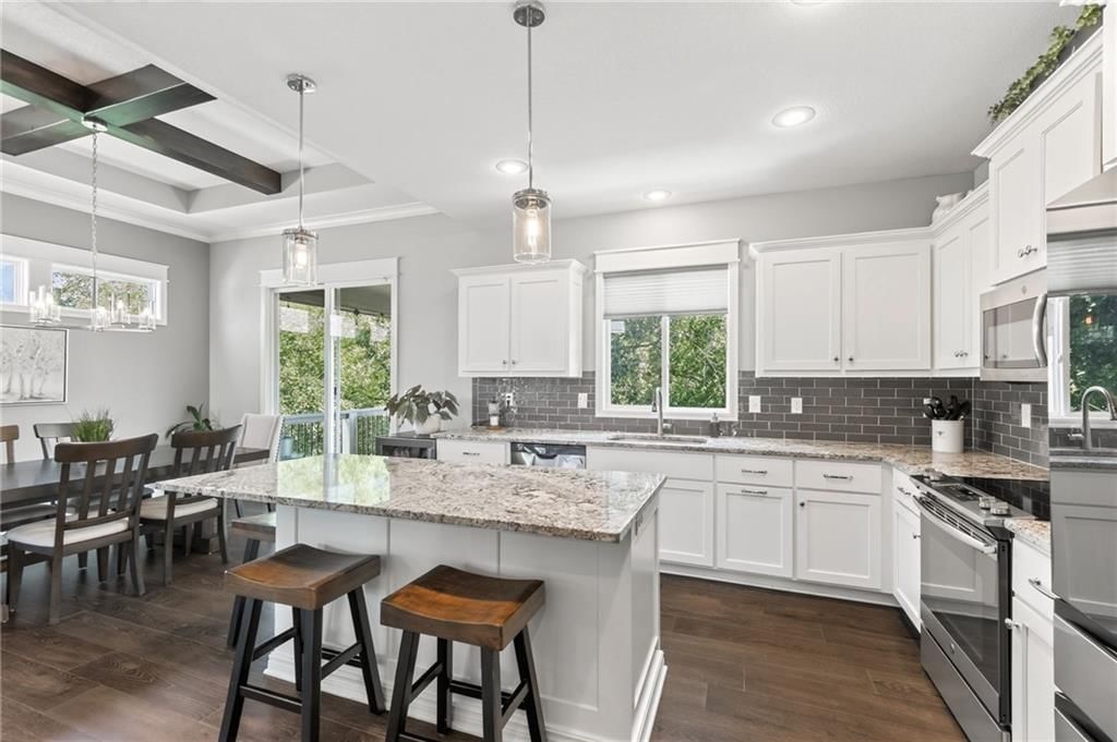 8425 Laramie Street — photo 14