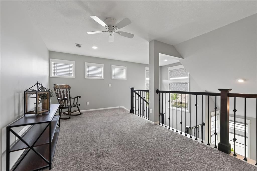 8425 Laramie Street — photo 25