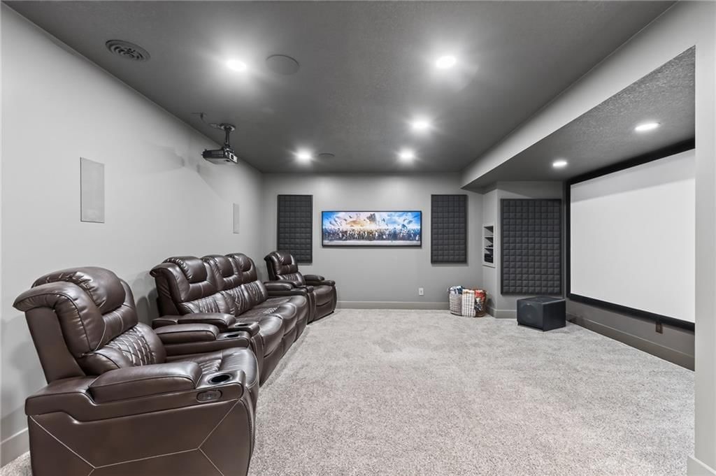 8425 Laramie Street — photo 35