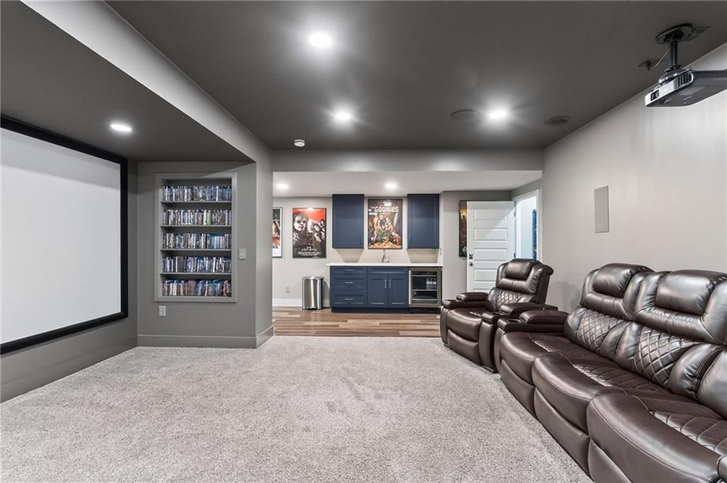 8425 Laramie Street — photo 36