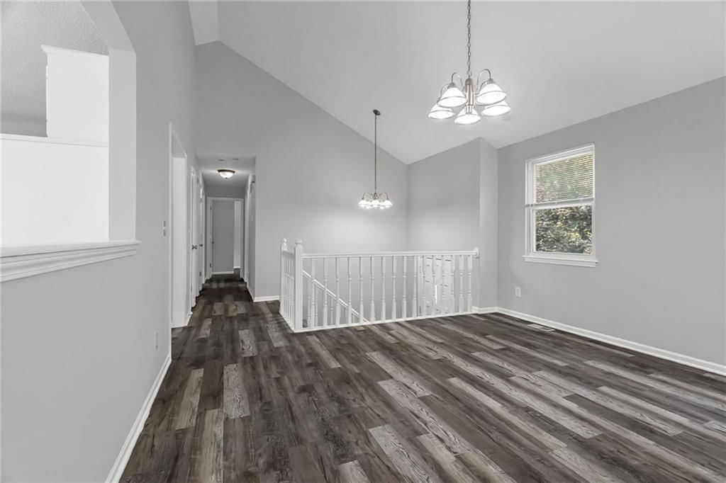 405 SE Onyx Circle — photo 4