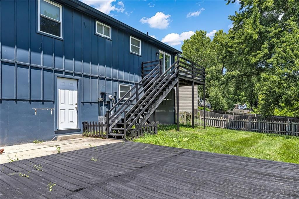 405 SE Onyx Circle — photo 23