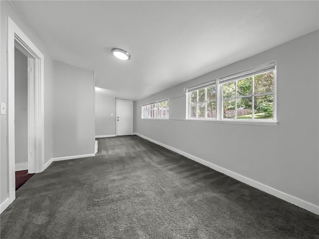 510 N Grover Street — photo 10