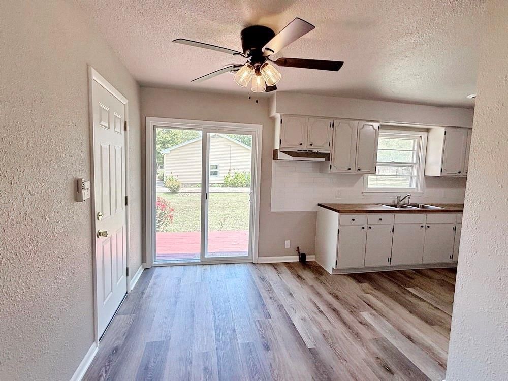 416 N Prewitt Street — photo 8