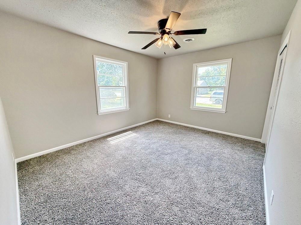 416 N Prewitt Street — photo 12
