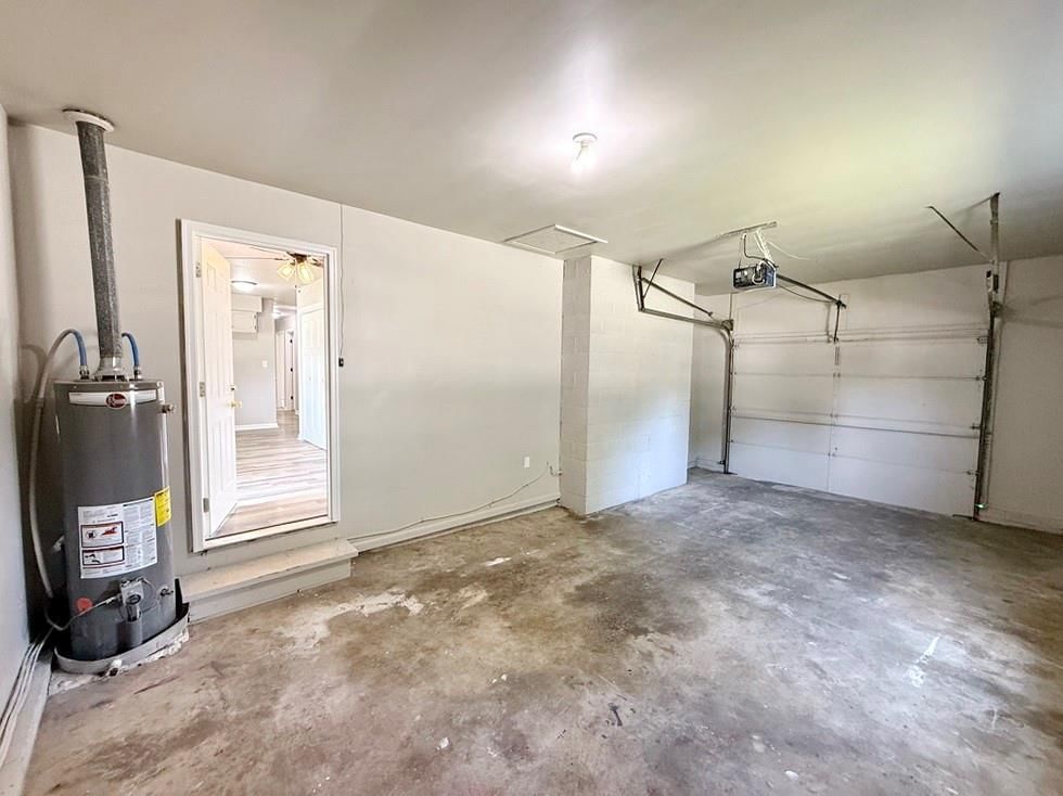 416 N Prewitt Street — photo 17