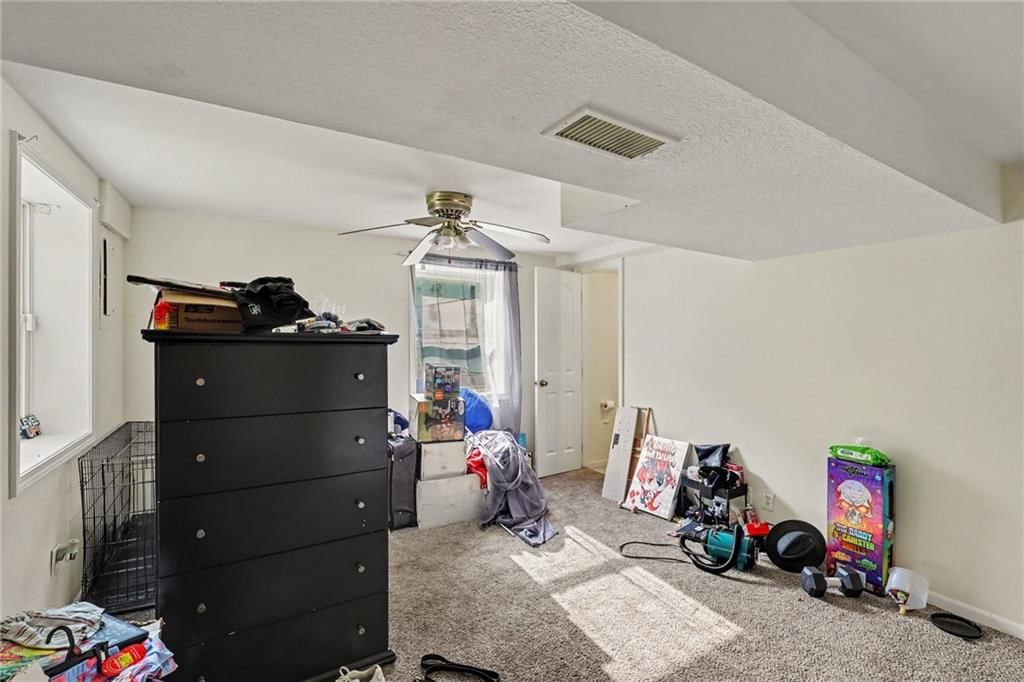 5604 NE 50th Street — photo 12