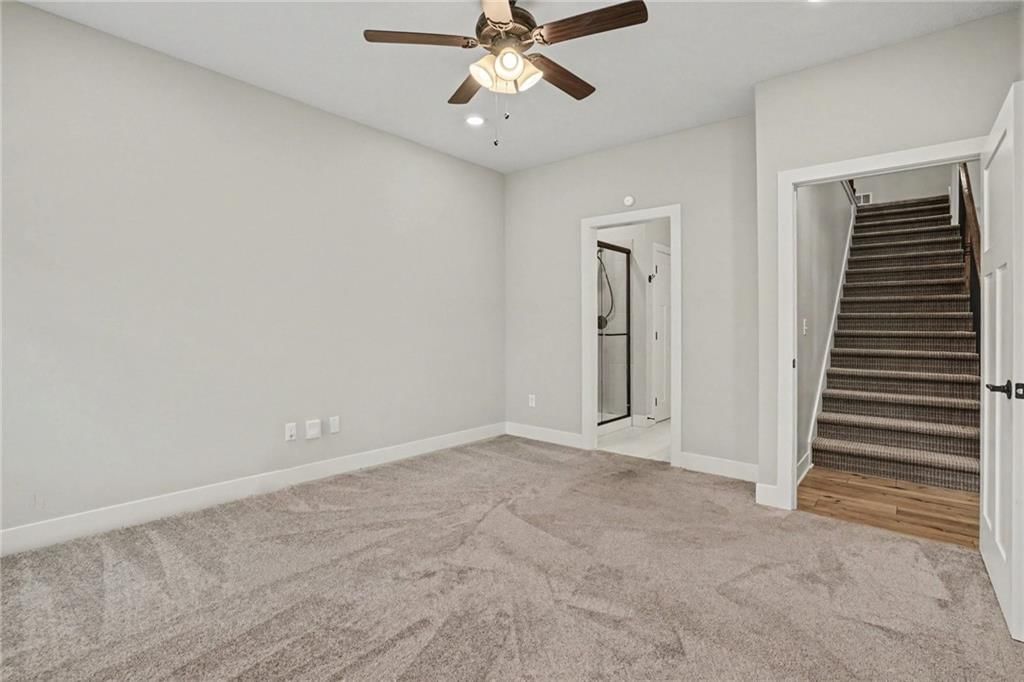 206 Walker Street — photo 22