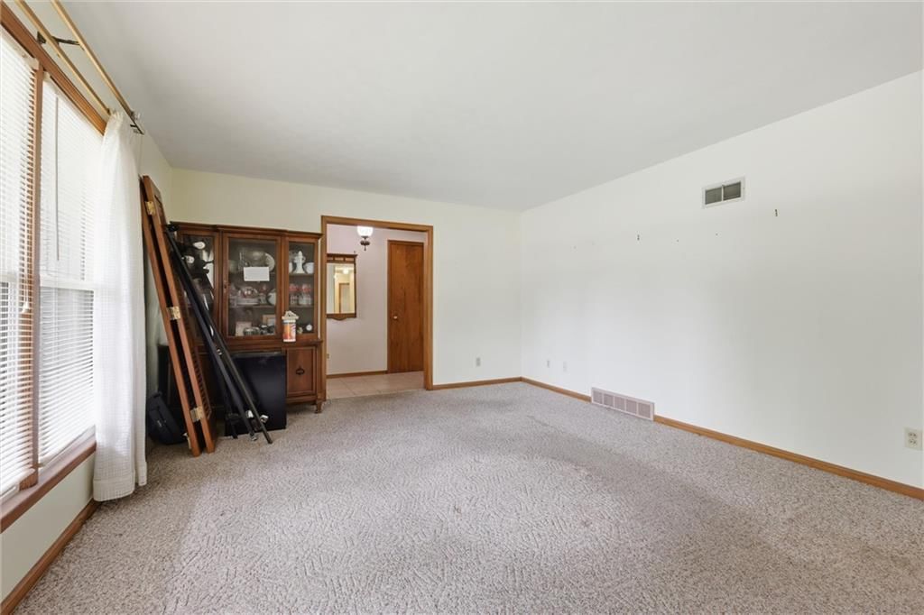 3608 Hedges Avenue — photo 6