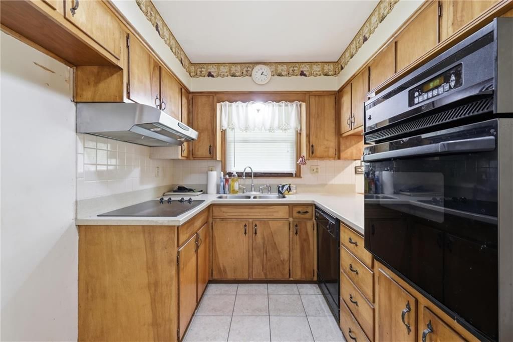 3608 Hedges Avenue — photo 11
