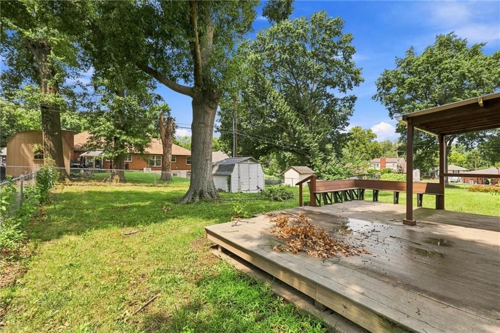 3608 Hedges Avenue — photo 26