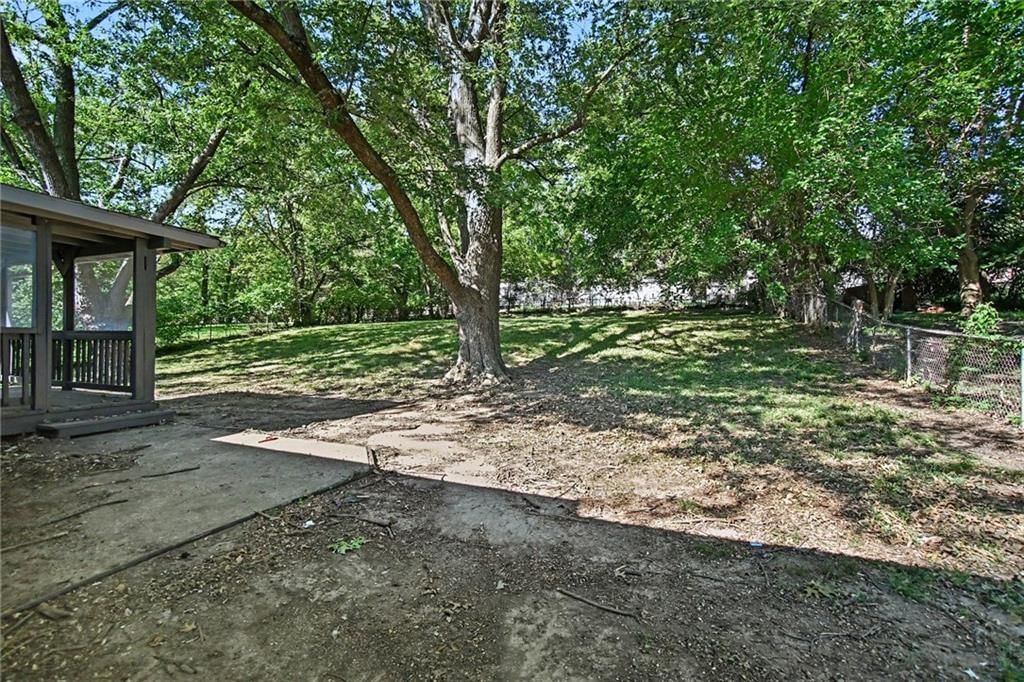 5816 Oxford Avenue — photo 15