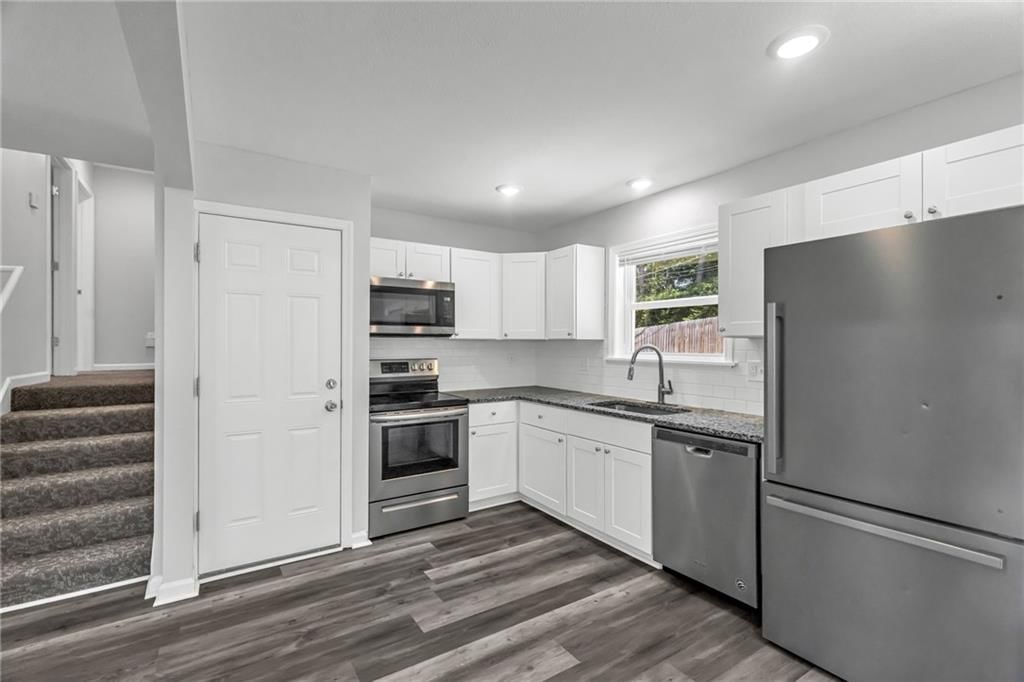 4807 N Wallace Avenue — photo 8