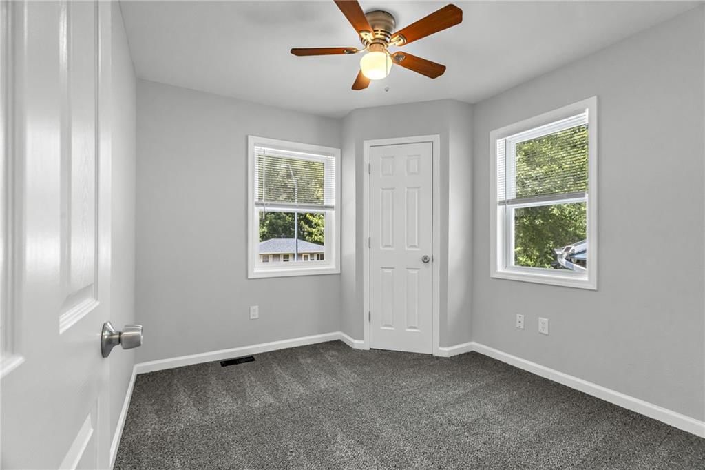 4807 N Wallace Avenue — photo 14