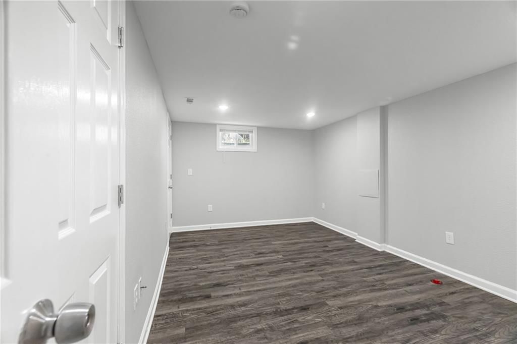 4807 N Wallace Avenue — photo 20