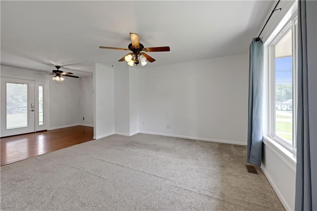 312 Walnut Street — photo 11