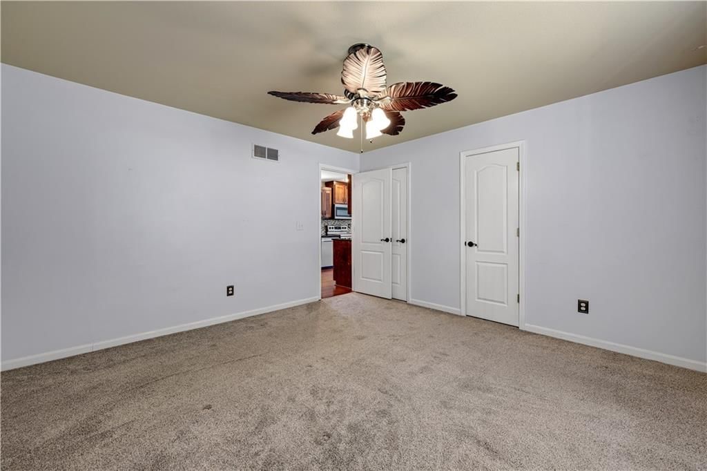 312 Walnut Street — photo 18