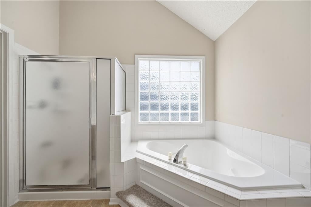 8006 W 122nd Terrace — photo 33