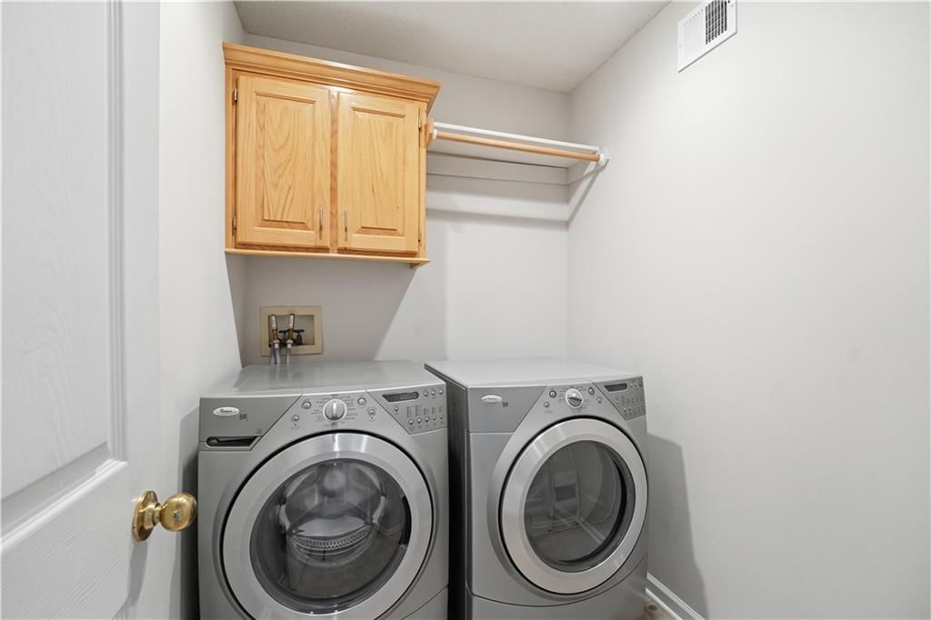 8006 W 122nd Terrace — photo 35