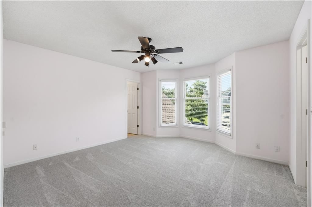 8006 W 122nd Terrace — photo 37