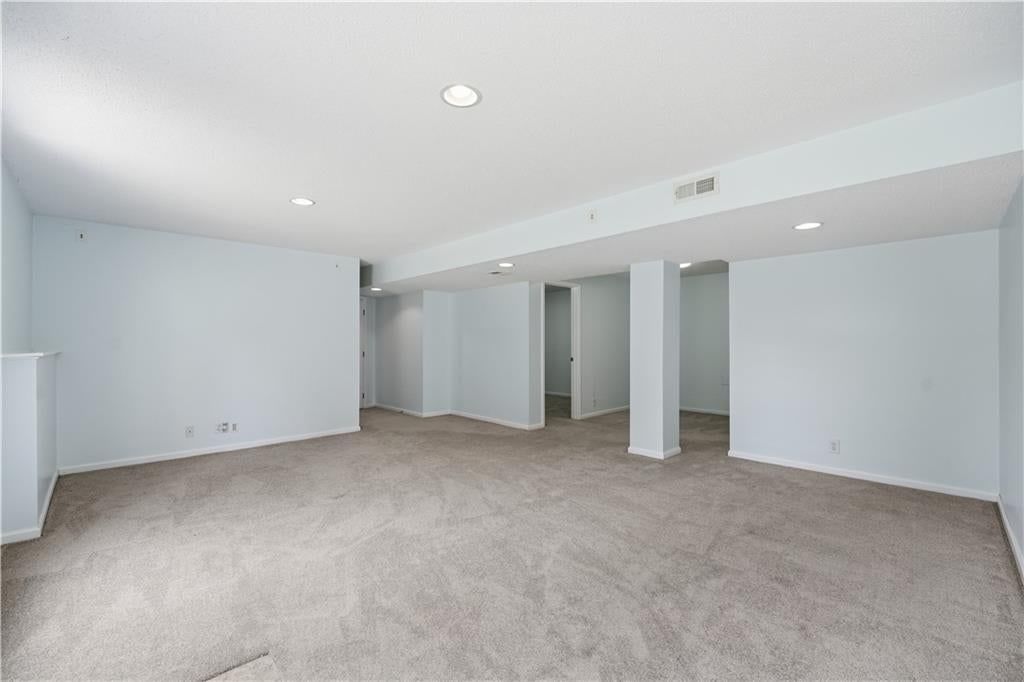 8006 W 122nd Terrace — photo 48