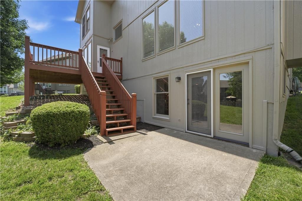 8006 W 122nd Terrace — photo 57
