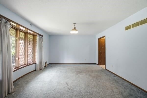 5423 Phelps Road — photo 9