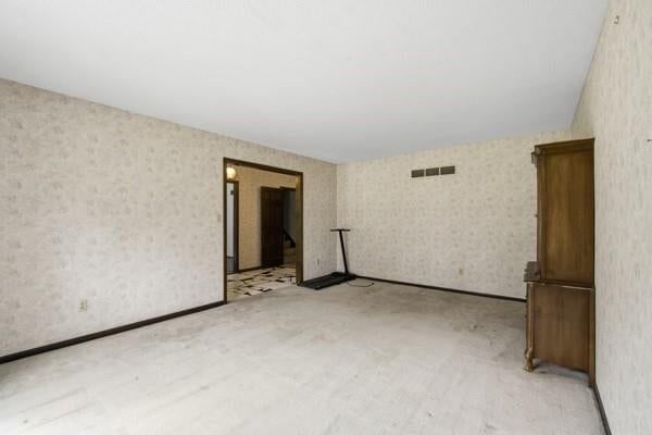 5423 Phelps Road — photo 11