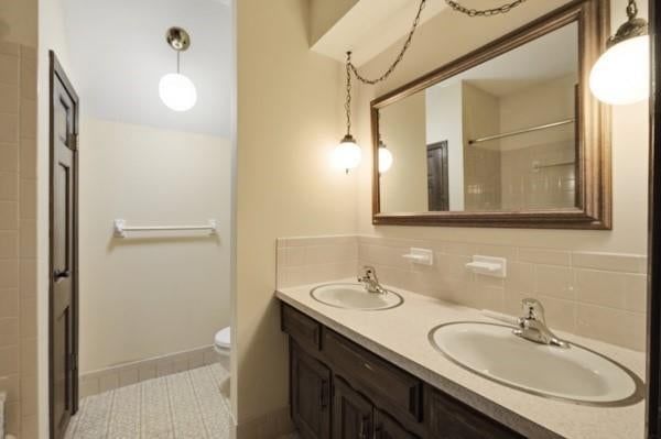 5423 Phelps Road — photo 32