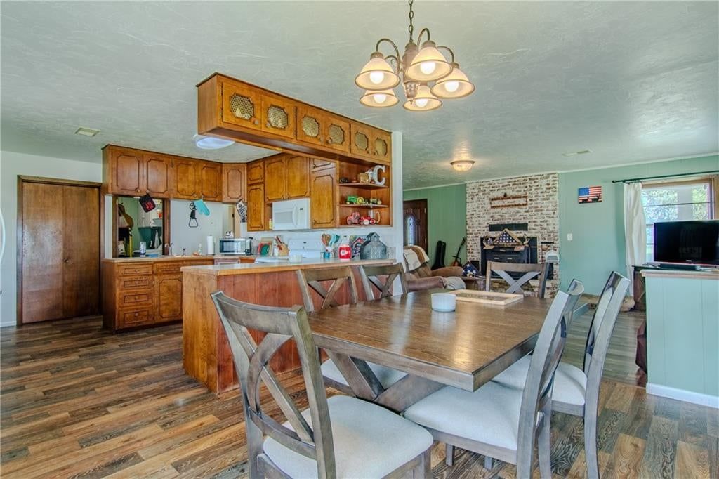 8132 N Highway 13 Highway — photo 15