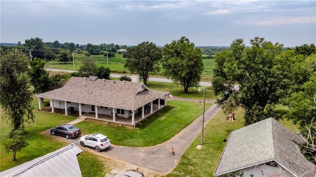 8132 N Highway 13 Highway — photo 27