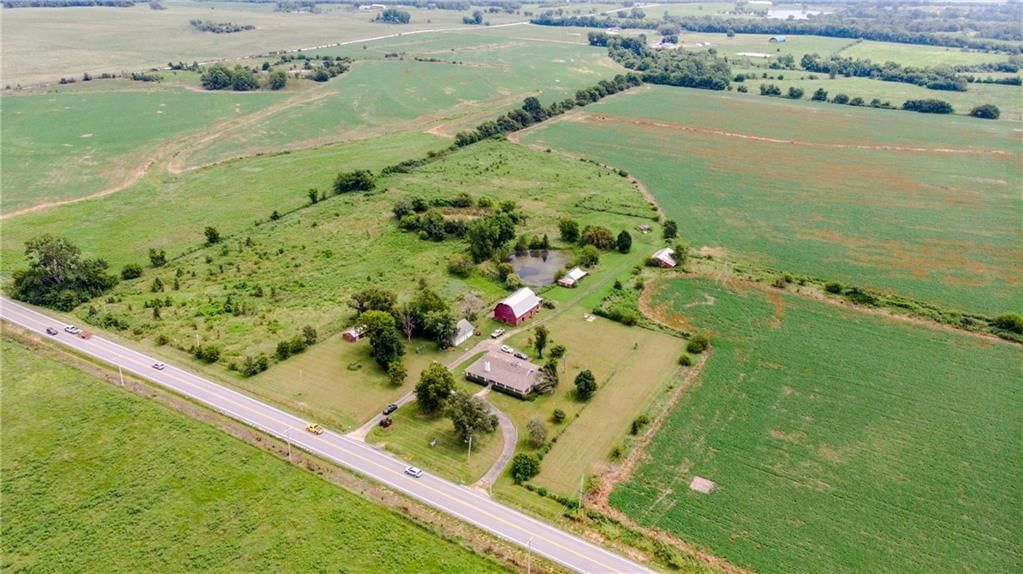 8132 N Highway 13 Highway — photo 46