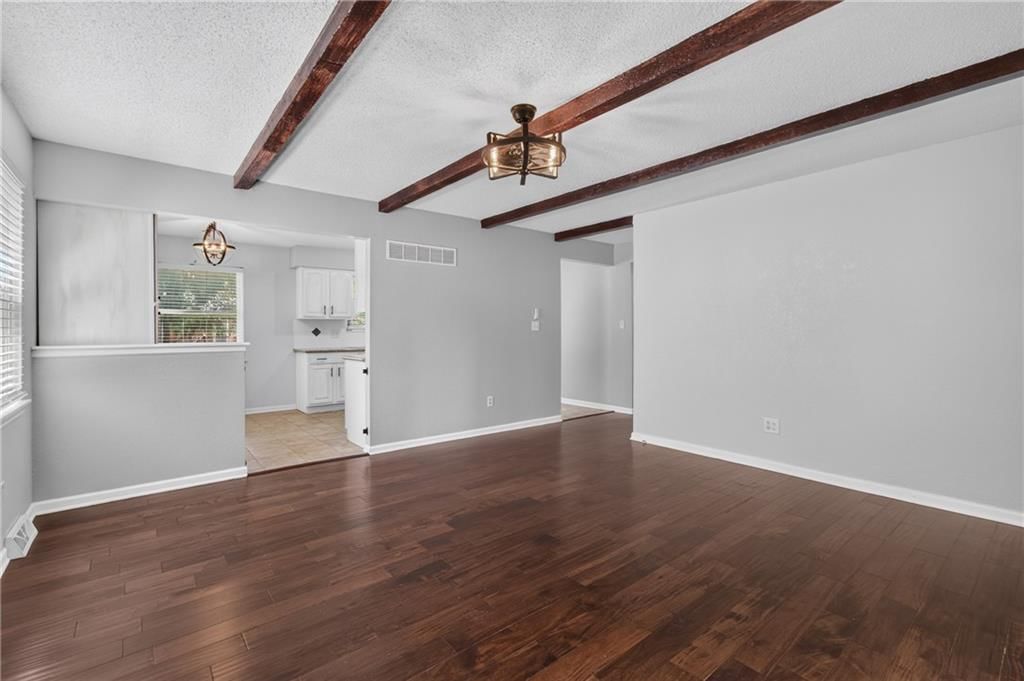 1216 NW Somerset Court — photo 10
