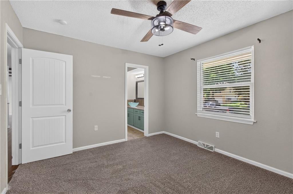1216 NW Somerset Court — photo 23
