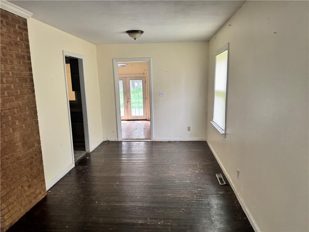 9810 Bennington Avenue — photo 4