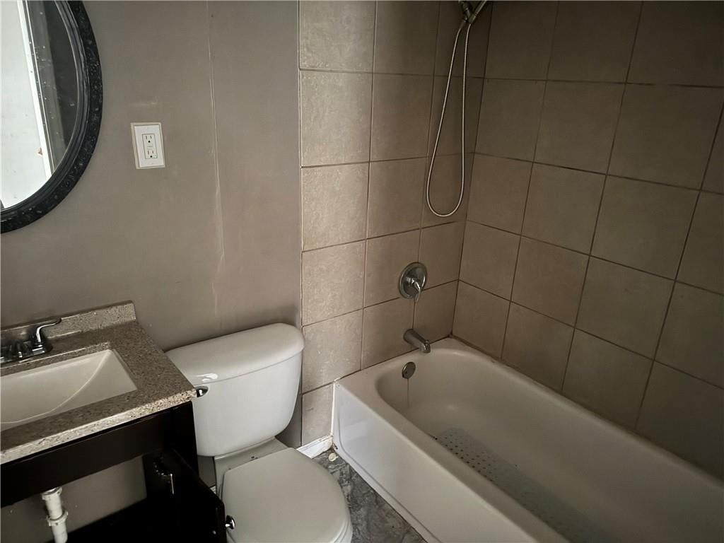 9810 Bennington Avenue — photo 10
