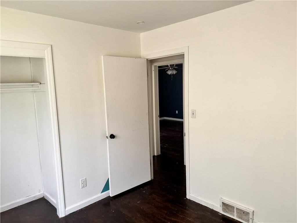 9810 Bennington Avenue — photo 12