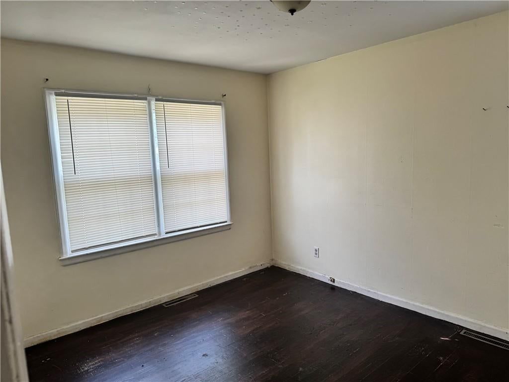 9810 Bennington Avenue — photo 14