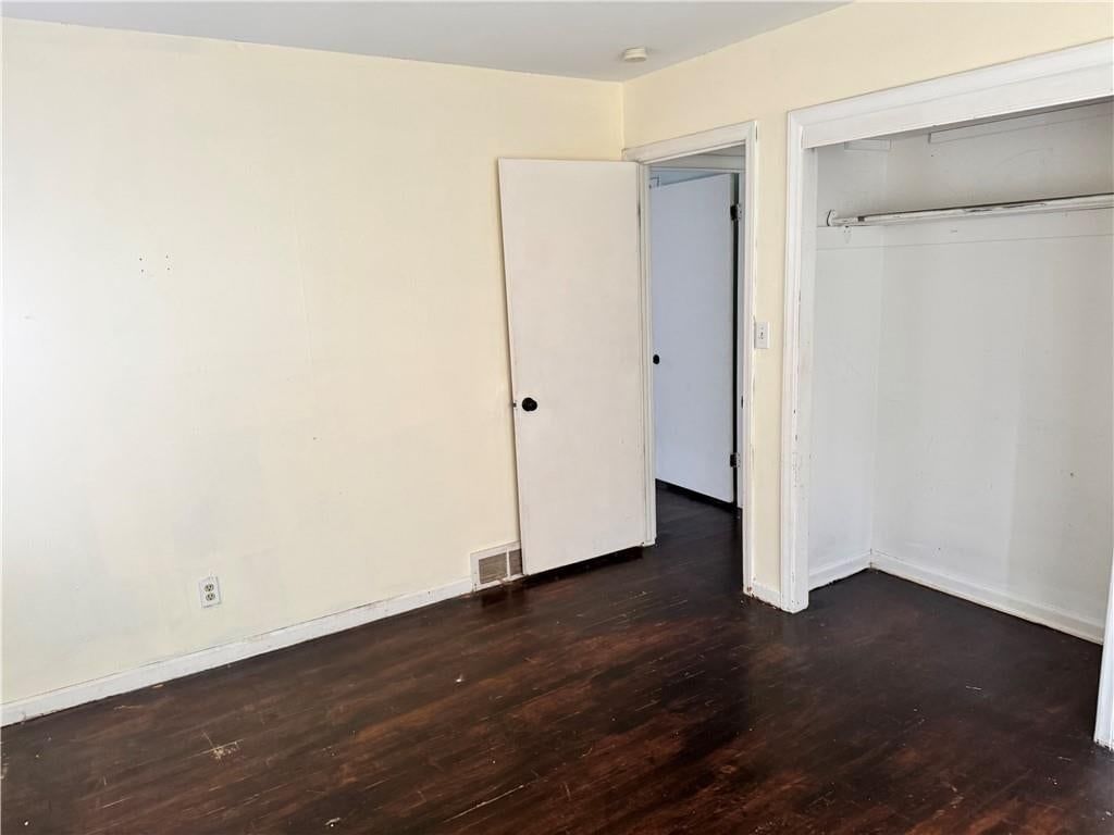 9810 Bennington Avenue — photo 15
