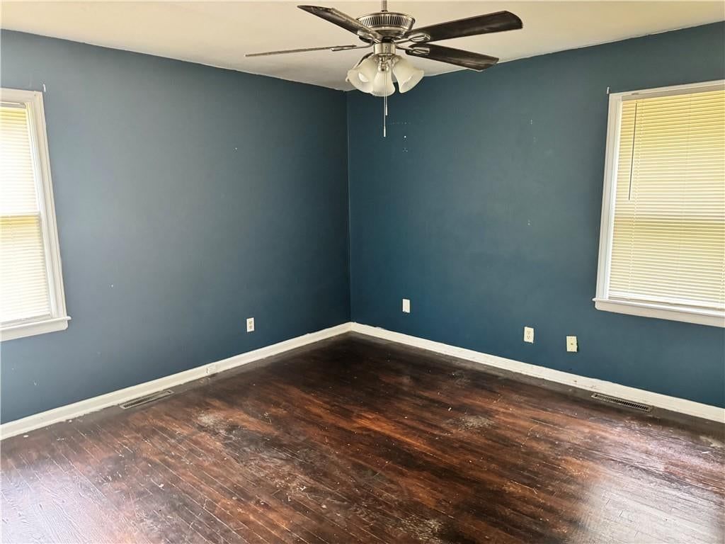 9810 Bennington Avenue — photo 16