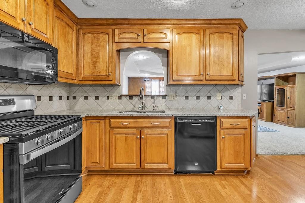 7001 N Highland Avenue — photo 13