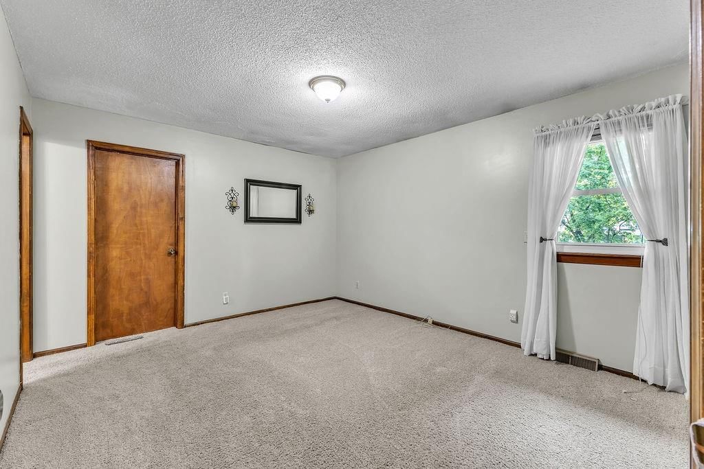 7001 N Highland Avenue — photo 31