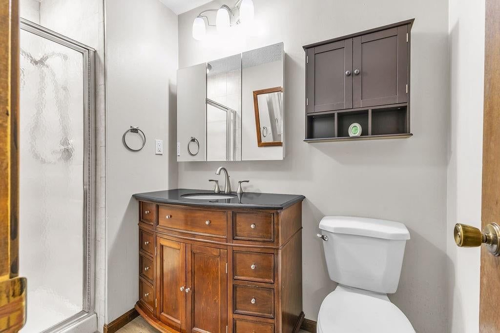 7001 N Highland Avenue — photo 33