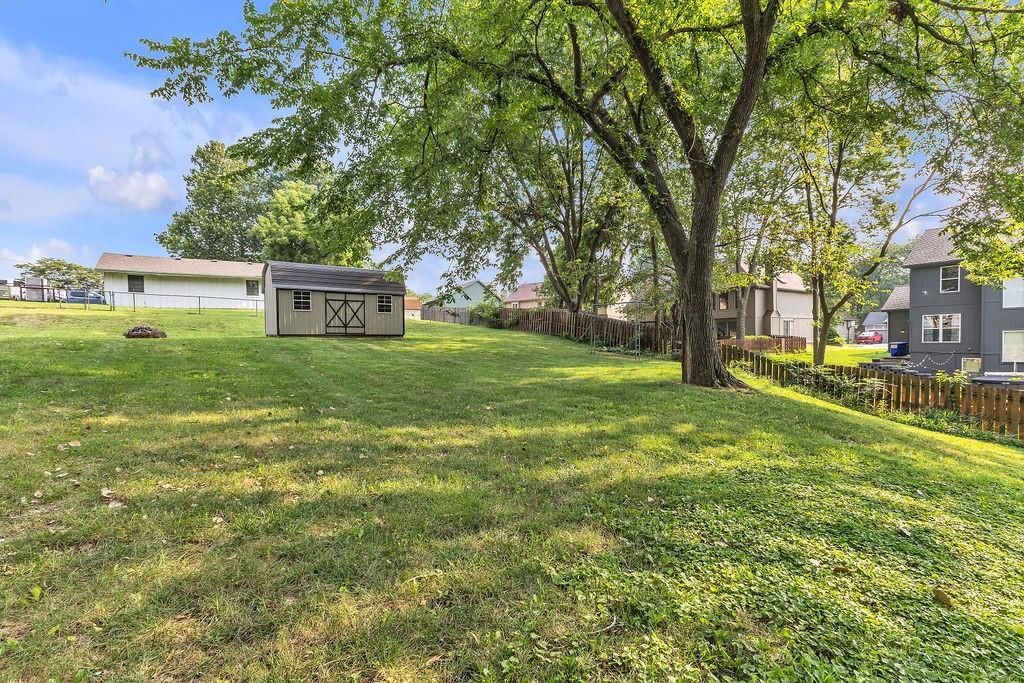7001 N Highland Avenue — photo 55