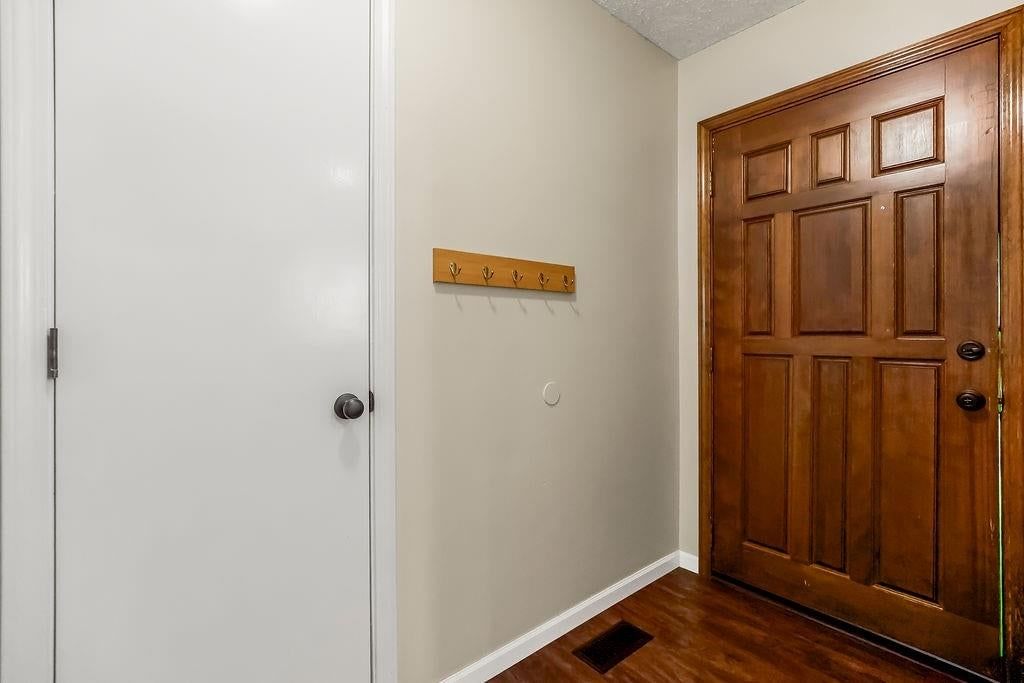 1902 Melholland Road — photo 3