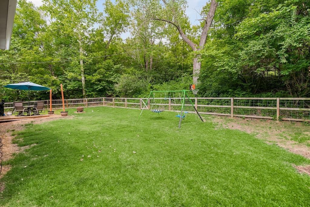 1902 Melholland Road — photo 29