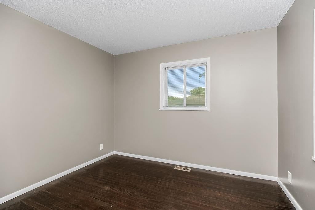 913 N Piute Avenue — photo 12
