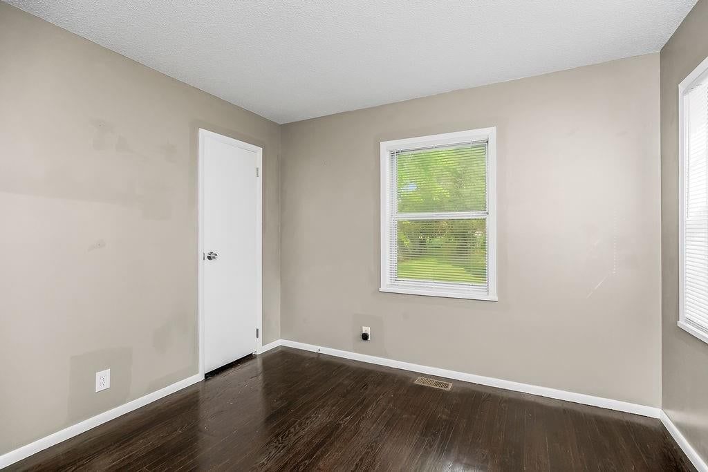 913 N Piute Avenue — photo 14