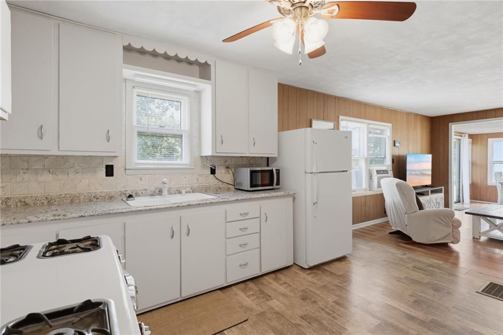 28329 W Cove Drive — photo 10